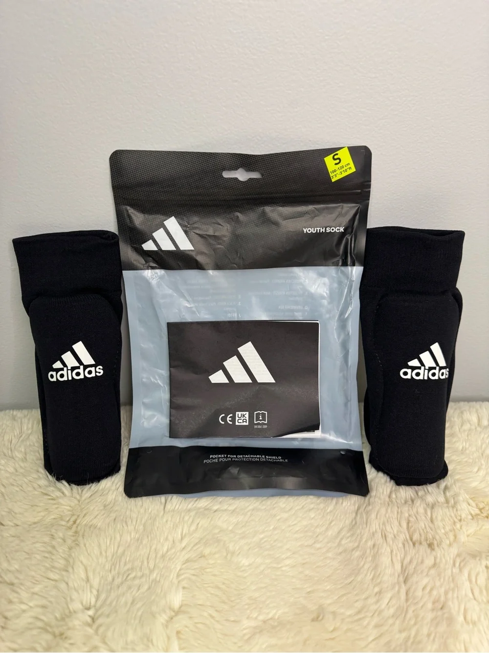 New in Package ⚽️adidas Black Youth Soccer Shin Guard Socks with White Logo